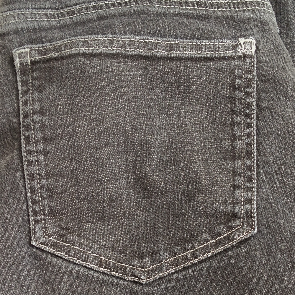 Eileen Fisher straight leg black (washed) jeans size 10 - Picture 4 of 5